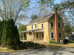 2 E Crescent St, Boyce, VA 22620
