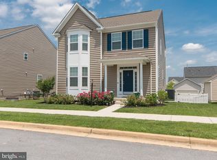 228 Colonial Dr, Charles Town, WV 25414
