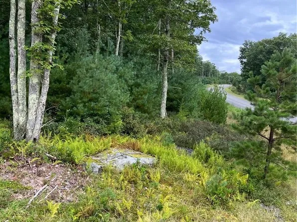 Pine Lake Drive, Wurtsboro, NY 12790