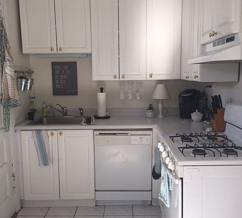 3rd image of 444 W Arlington Pl #2
