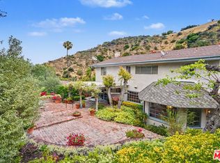 3563 Stone Canyon Ave, Sherman Oaks, CA 91403