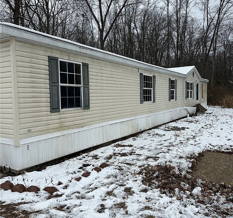 1st image of 143 W Beechwood Rd