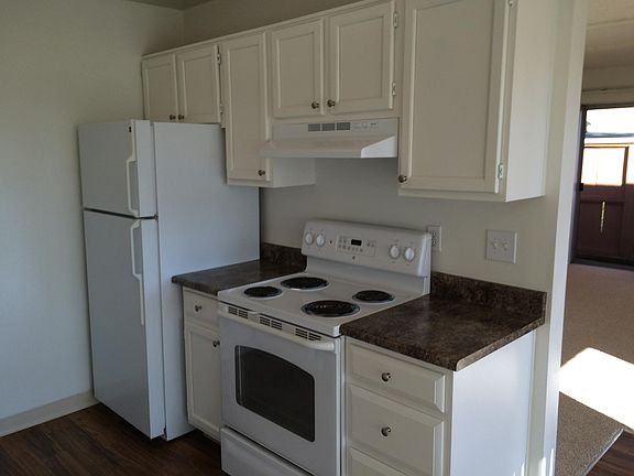 4th image of 697 S Nardo Ave APT C5
