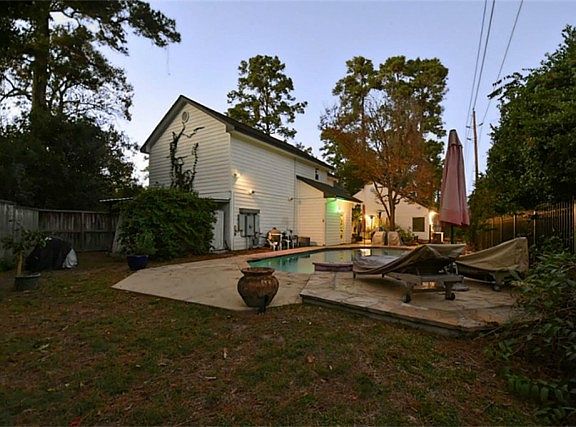 4th image of 5510 Oak Cove Dr