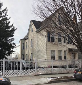 2866 Lamport Pl, Bronx, NY, 10465