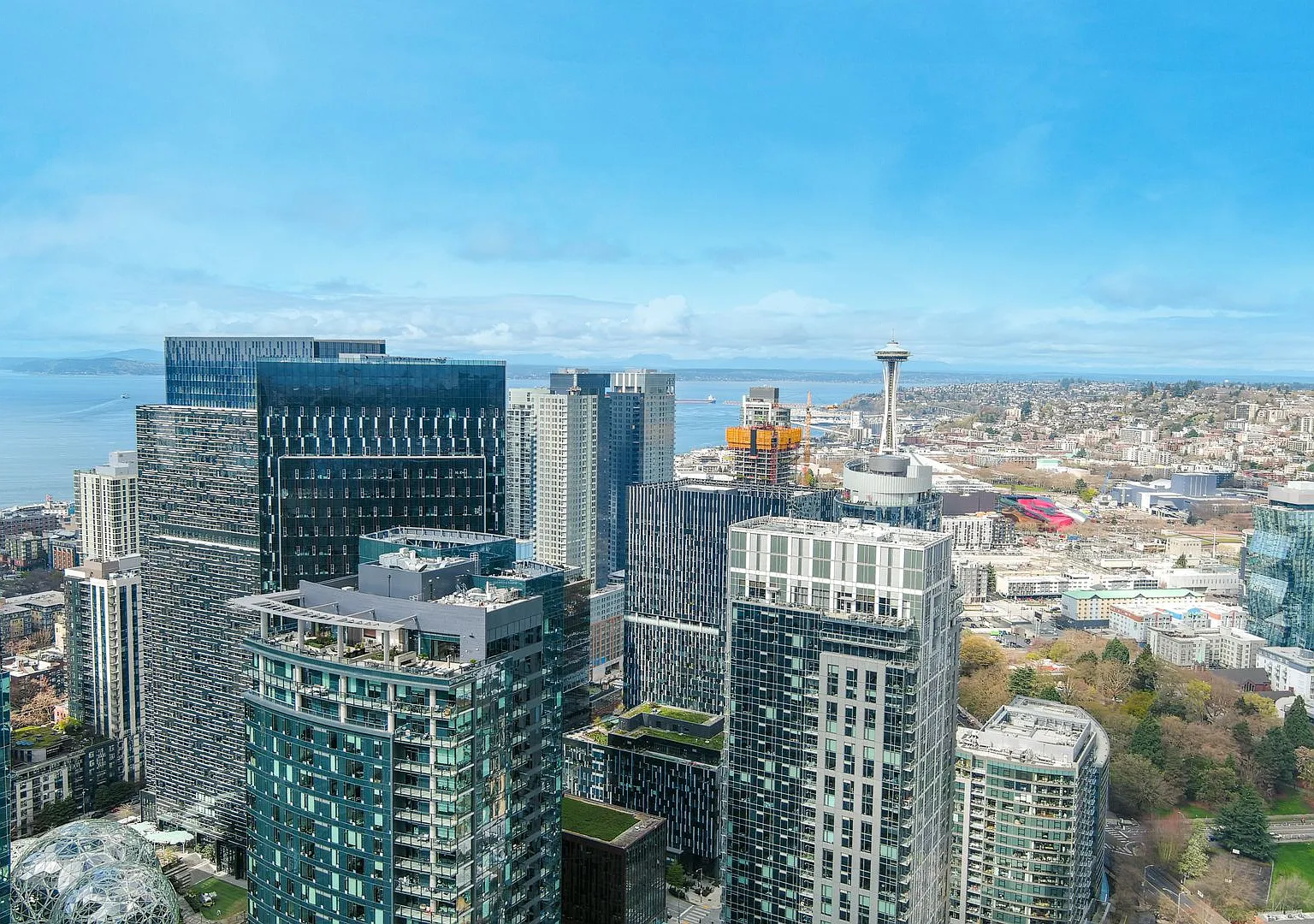 Luxury 2 BD / 2 BA Condo in Denny Triangle/ Downtown Seattle! — Photo 3