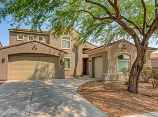 7929 N Blakey Ln, Tucson, AZ 85743