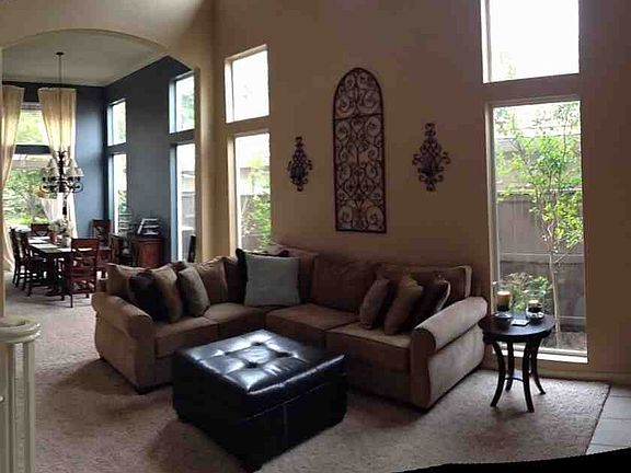3rd image of 5013 Taylor Way