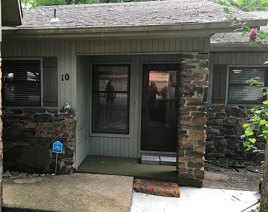 1st image of 10 Victoria Ln