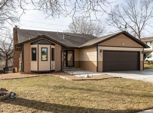 2321 Meadow Hills Dr SW, Rochester, MN 55902