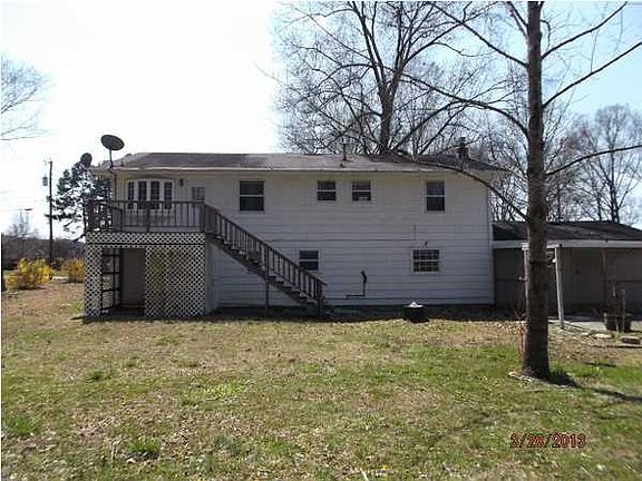 3rd image of 1733 Eagle Dr