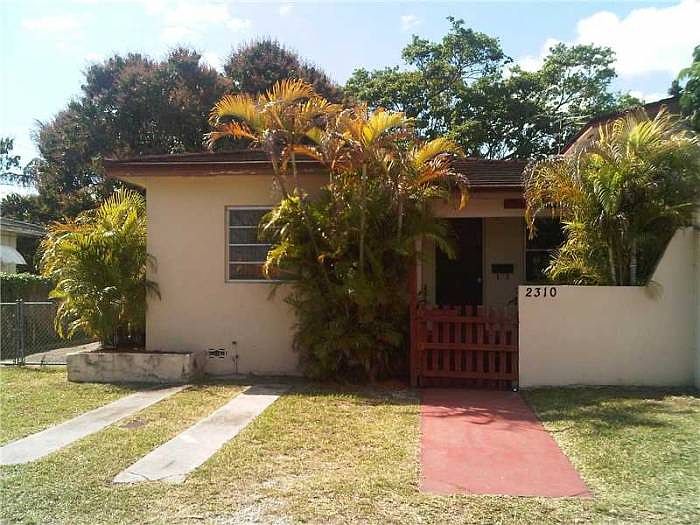 2nd image of 2310 SW 34th Ave