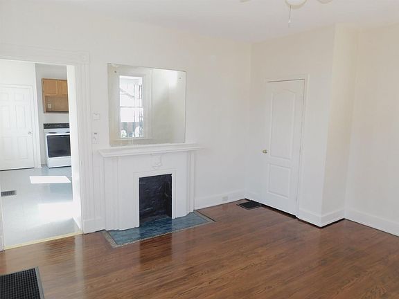 2nd image of 1123 McPherson Ave