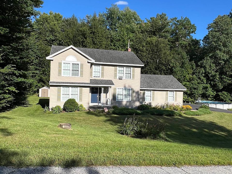 2nd image of 407 Victoria Drive