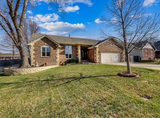1506 E Cardinal Ln, Derby, KS 67037