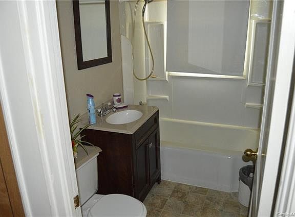 3rd image of 205 B St