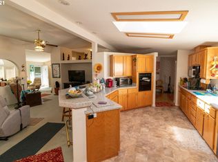 407 Sherwood Loop, Florence, OR 97439