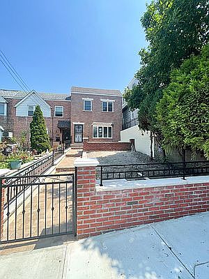 1st image of 20-29 43rd St #1