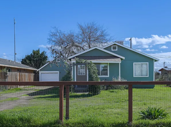 404 S Shasta Avenue, Farmersville, CA 93223
