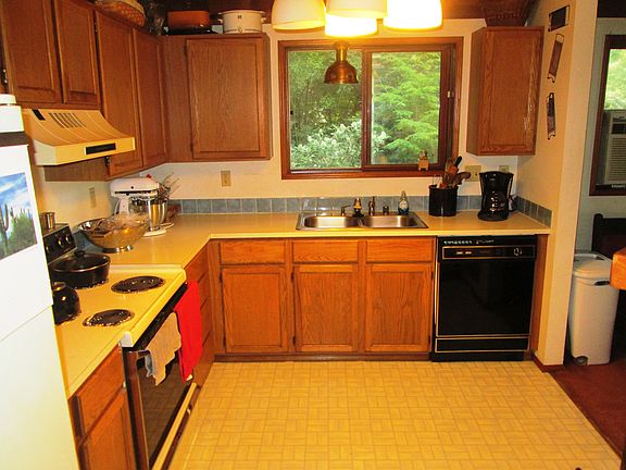 4th image of 1306 Lower Marine Dr