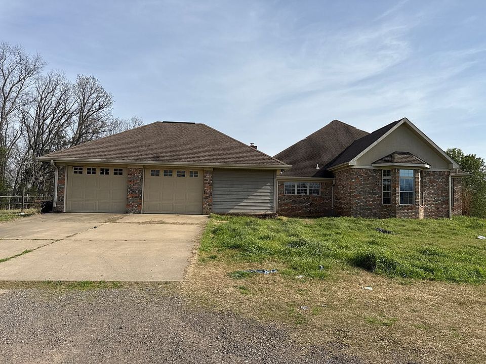 1st image of 404 Dogwood Rd