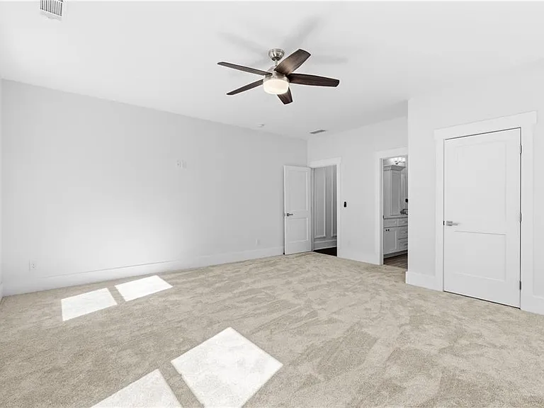 15448 Hopewell Rd — Photo 39