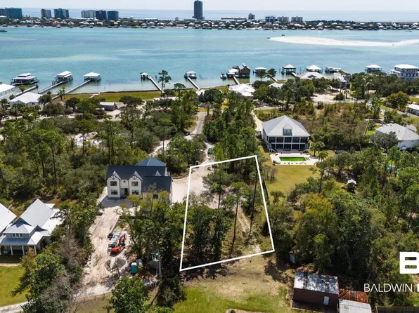 28548 Lee St, Orange Beach, AL 36561
