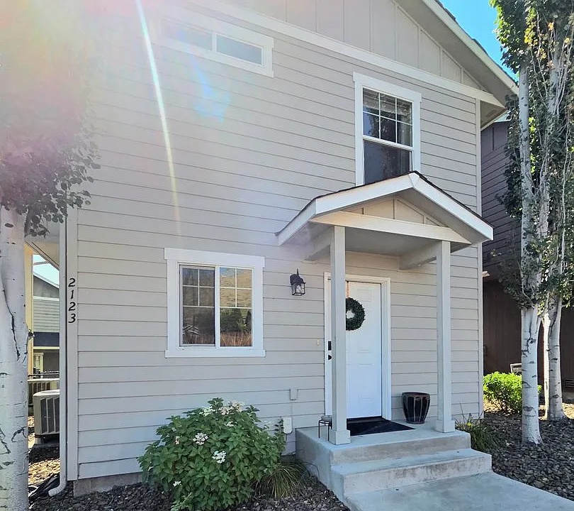 2123 Roper Ln