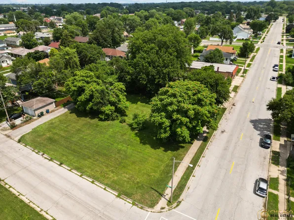 911 Conkey St, Hammond, IN 46320