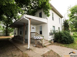 511 Fremont St FRONT 2, Manhattan, KS 66502