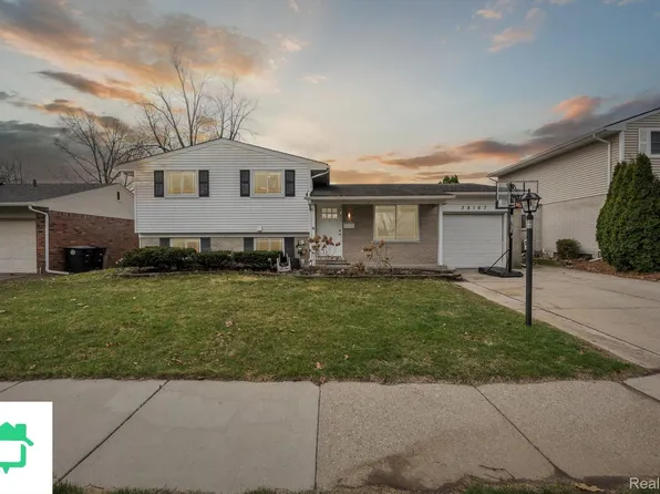 38167 Ross St, Livonia, MI 48154