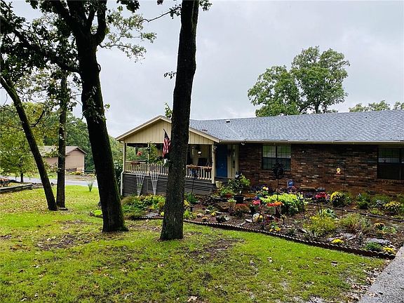 2nd image of 410 Azure Hills Dr