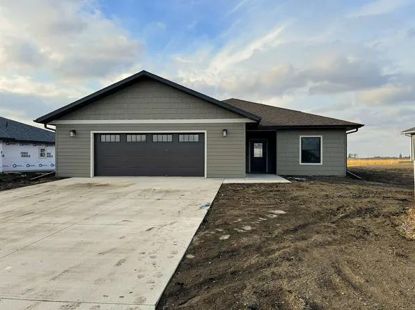 103 Nolan Dr, Emmetsburg, IA 50536