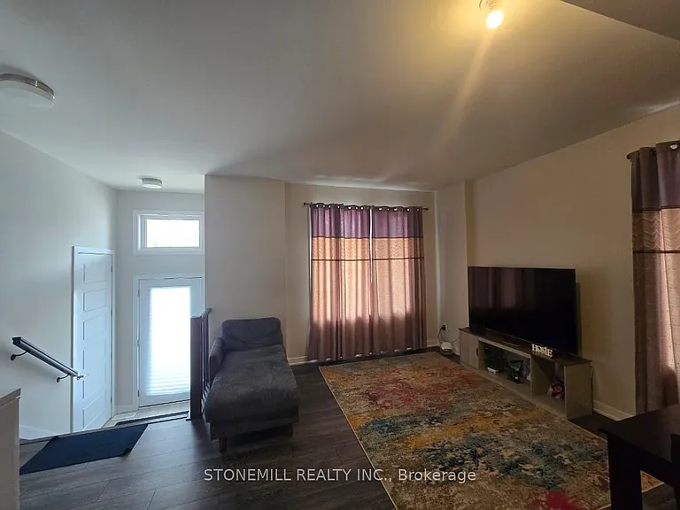 125 Beebalm Cres — Photo 7