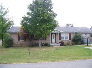 106 Sharon Dr, Lawrenceburg, KY 40342