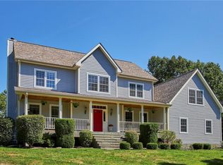 10 Nichris Ln, Staatsburg, NY 12580