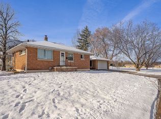 1412 W 9th Ave, Oshkosh, WI 54902