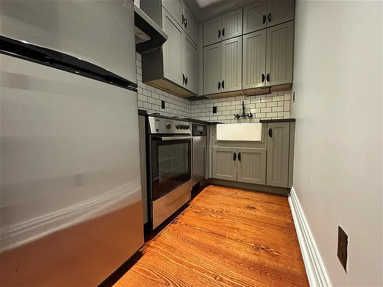 237 Kent Ave #2F — Photo 7