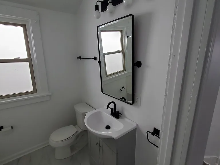 3022 Glen Mawr St — Photo 7