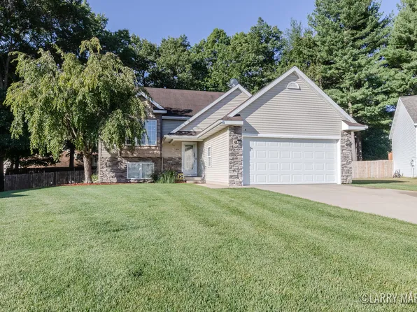 1824 Keegan Ct SW, Wyoming, MI 49519