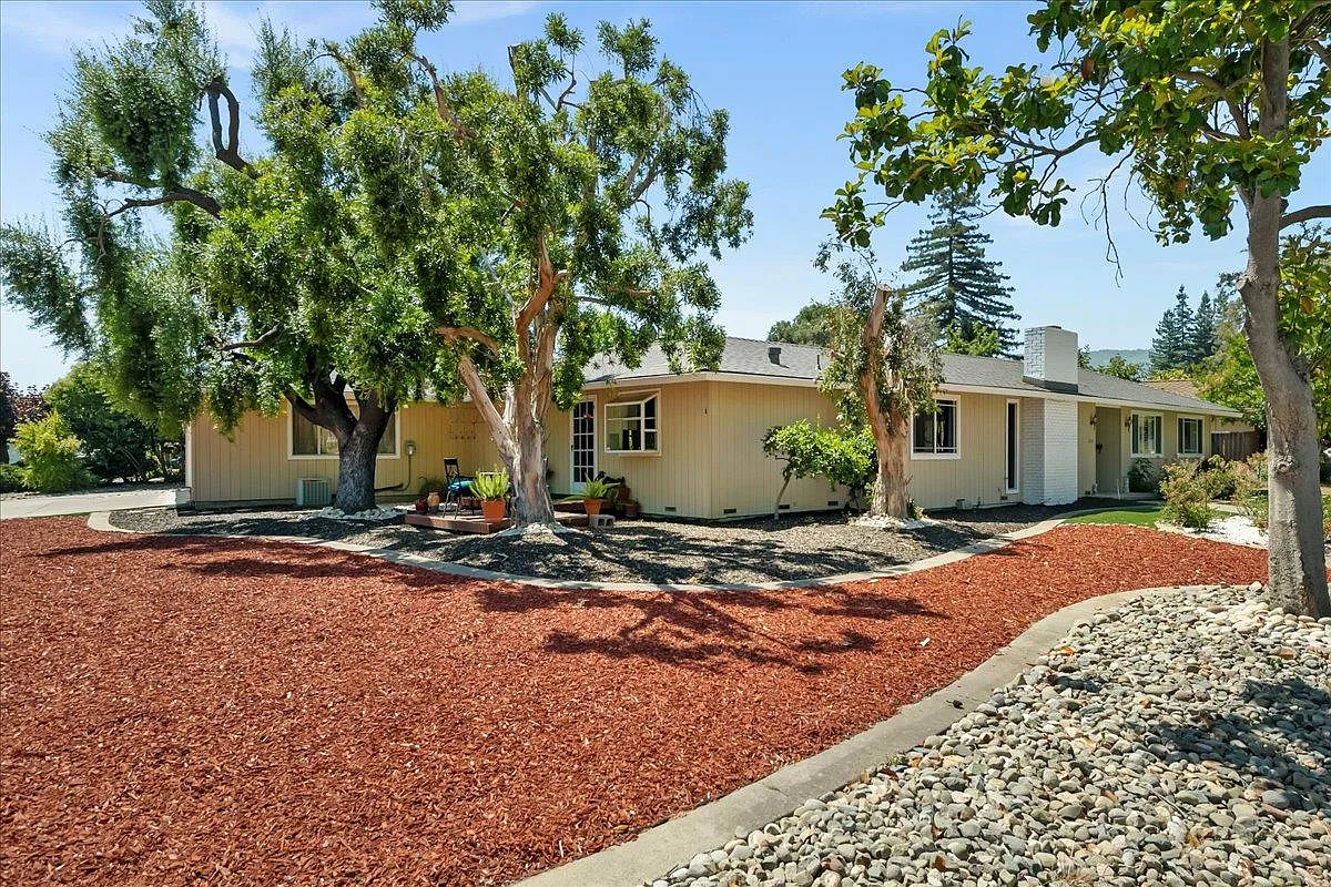 13124 Via Ranchero Dr photo 1