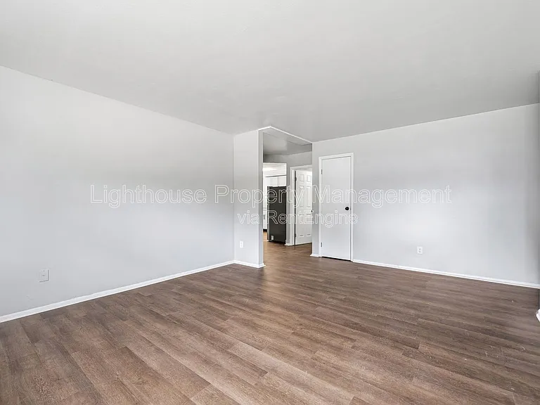 1832 Winton Ave #102 — Photo 7