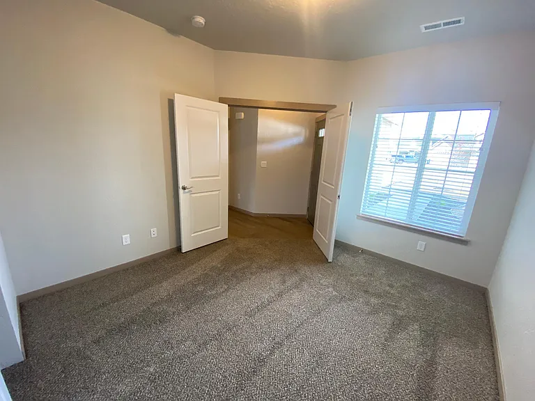 West Meadows Villas — Photo 35