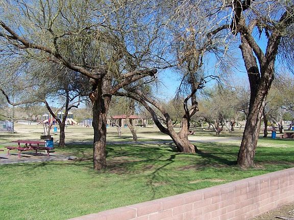 3rd image of 700 E Mesquite Cir