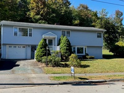 42 Venus Dr, Worcester, MA, 01605
