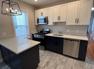 24 Buttonwood St FLOOR 2, Dorchester, MA 02125