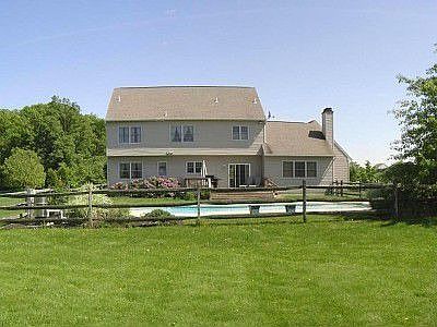 133 Brinkley Dr, Sellersville, PA 18960