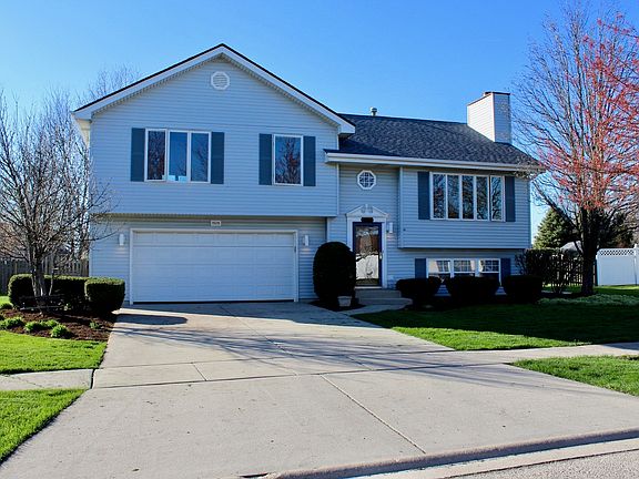 2nd image of 1529 Stefanie Ln