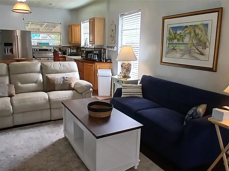 1209 Bay Palm Blvd — Photo 3