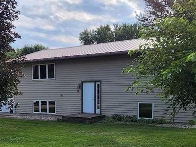 305 13th St S, Mountain Lake, MN, 56159